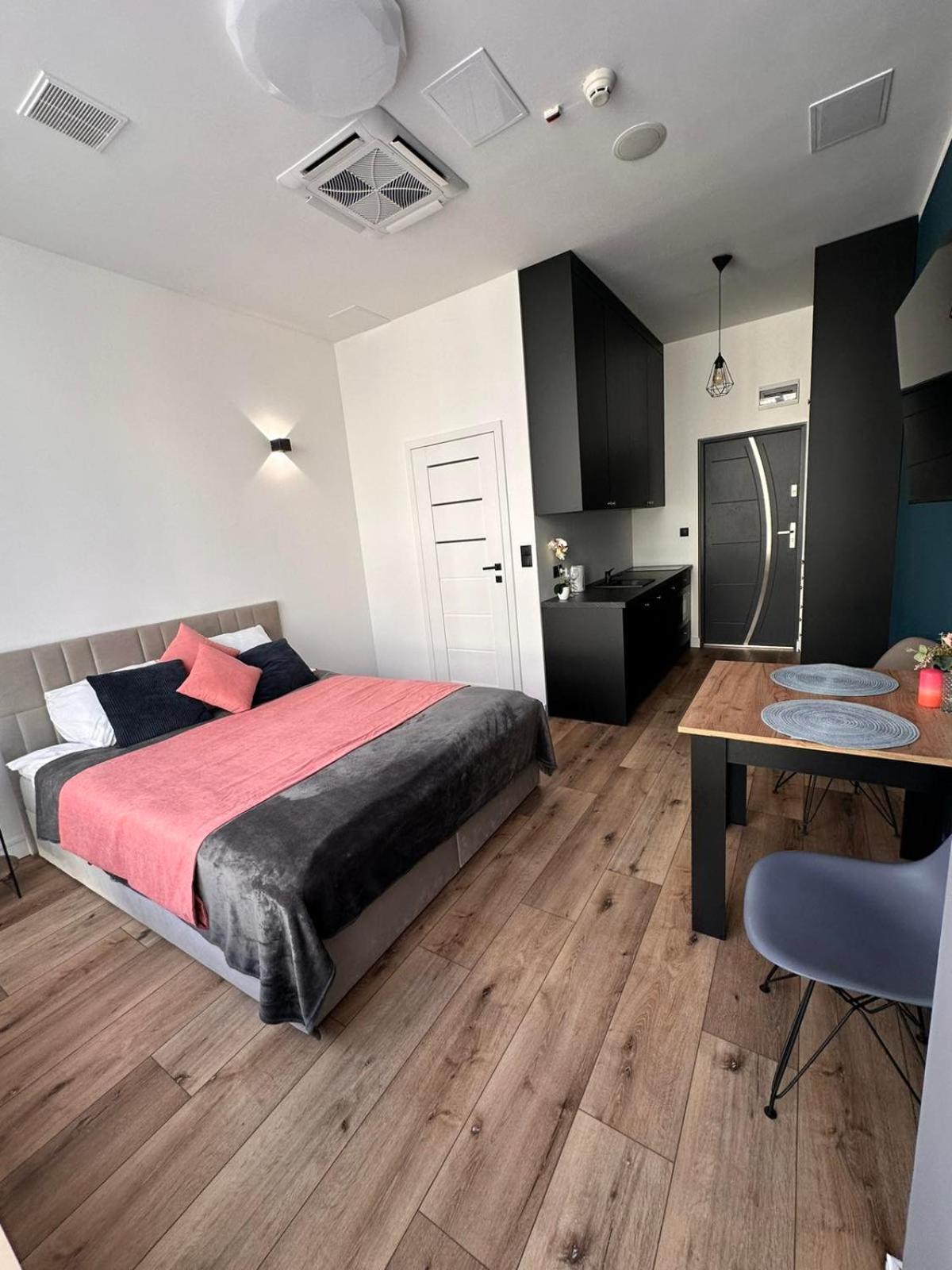 Hotel Apart Warschau Buitenkant foto